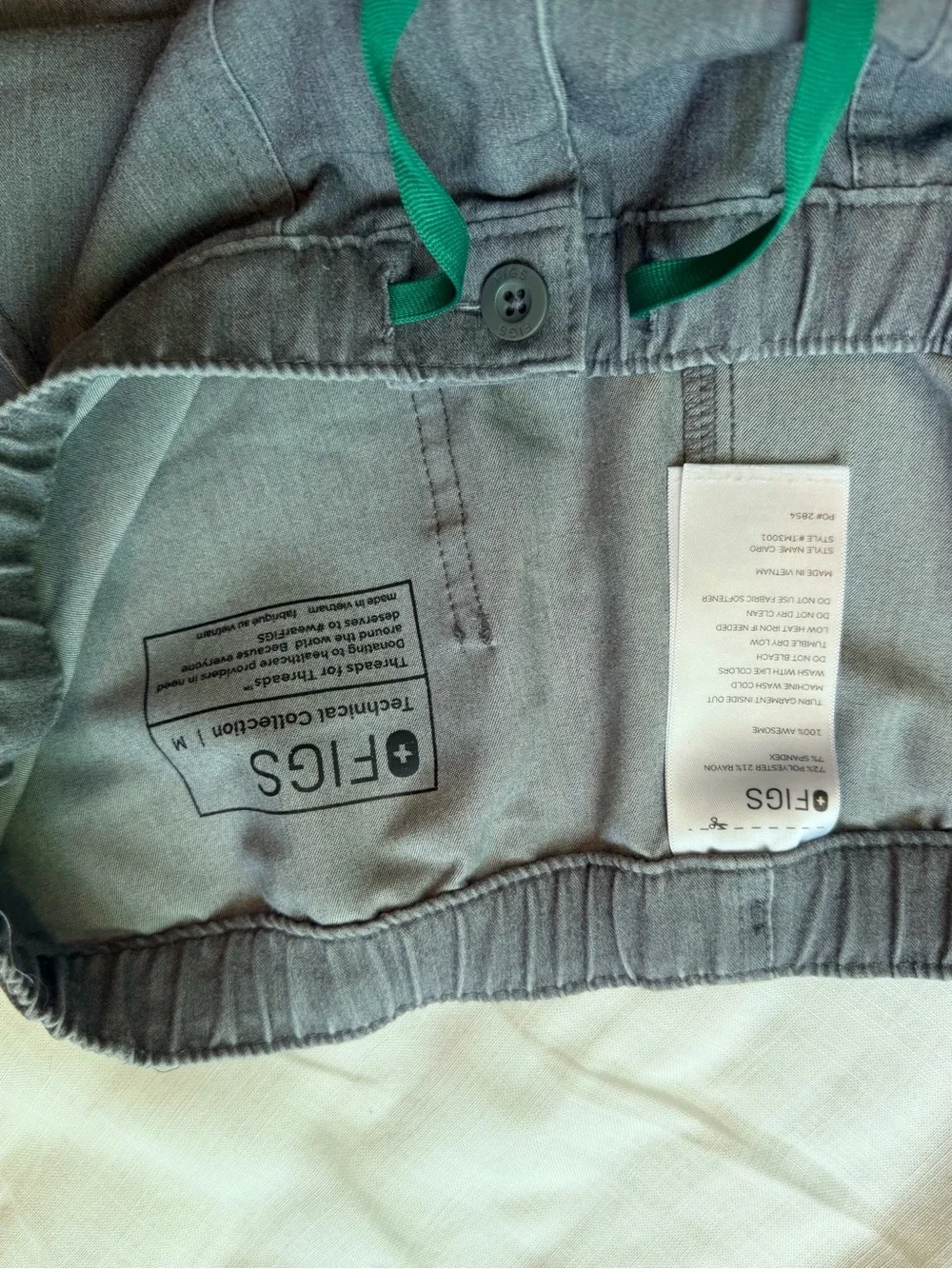 Figs Men's Gray Cargo Cairo Scrub Pants with Green Drawstring - Lot of 2 - M